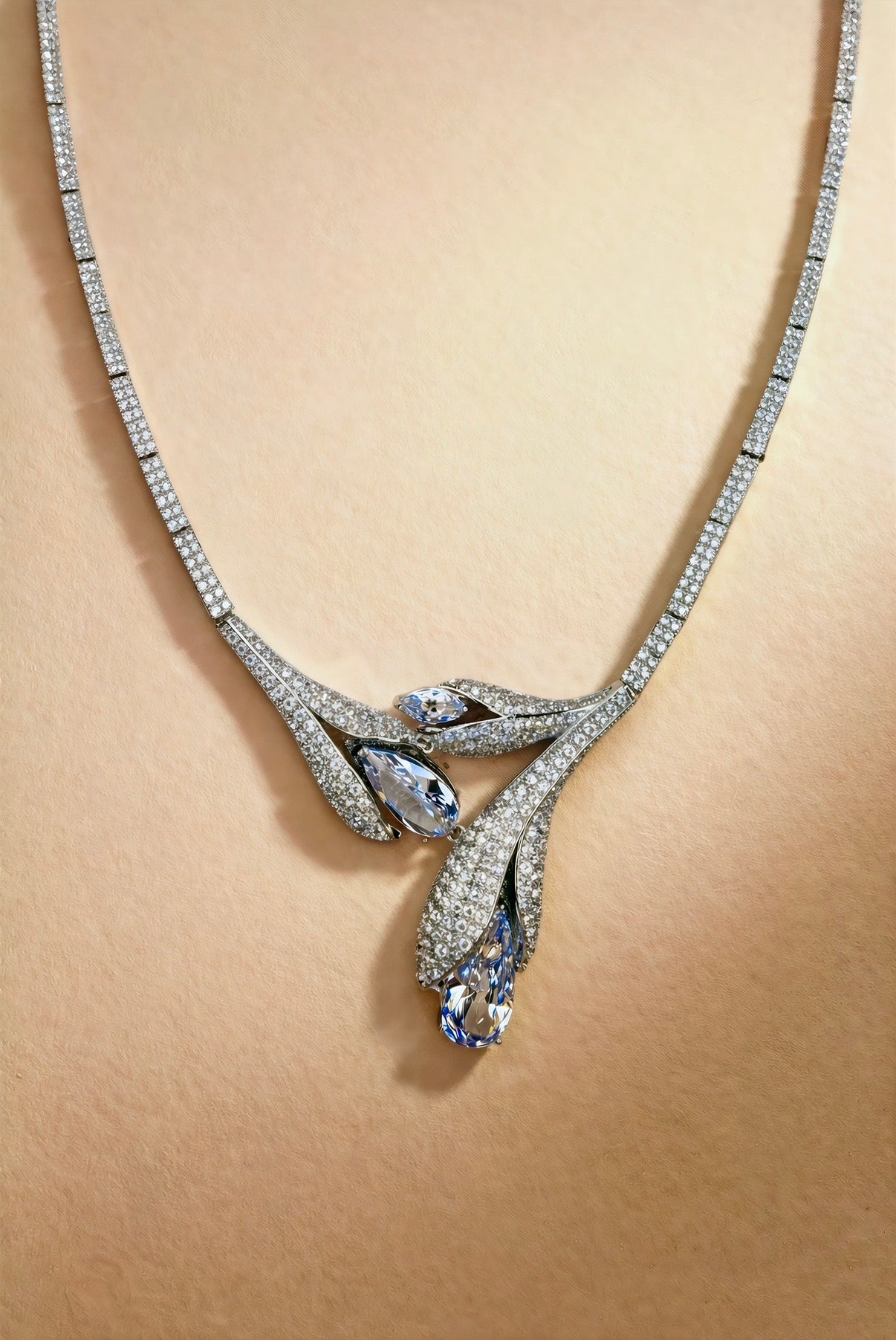 Frosted Vine Necklace